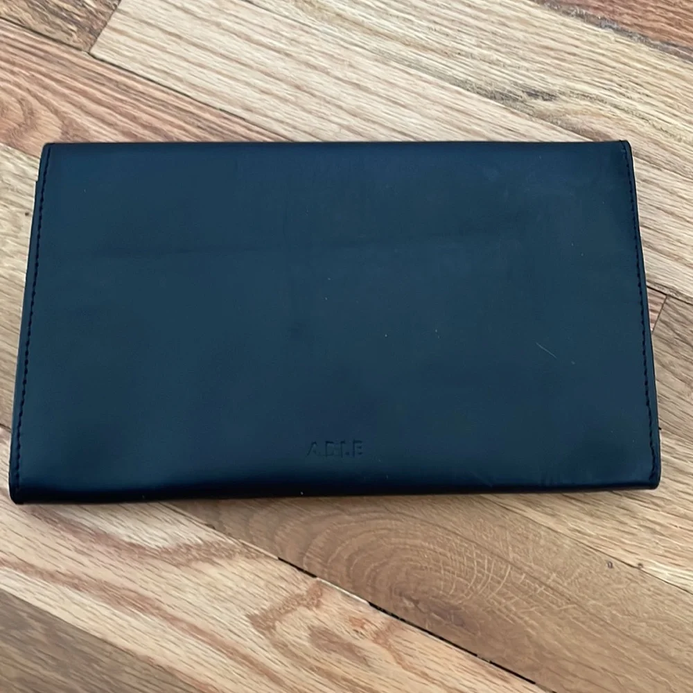 Able python clutch - Picture 3 of 3